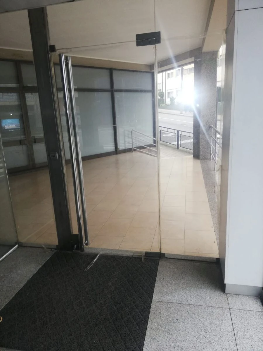 Loja para Arrendamento em Cedofeita, Santo Ildefonso, Sé, Miragaia, São Nicolau e Vitória Foto 12