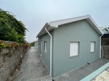 Apartamento T2 para Arrendamento em Canelas