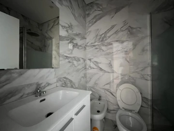 Apartamento T2 para Arrendamento em Canelas