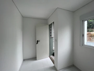 Apartamento T2 para Arrendamento em Canelas