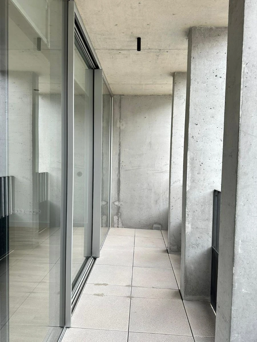 Apartamento T1 para Arrendamento em Braga (Maximinos, Sé e Cividade) Foto 16