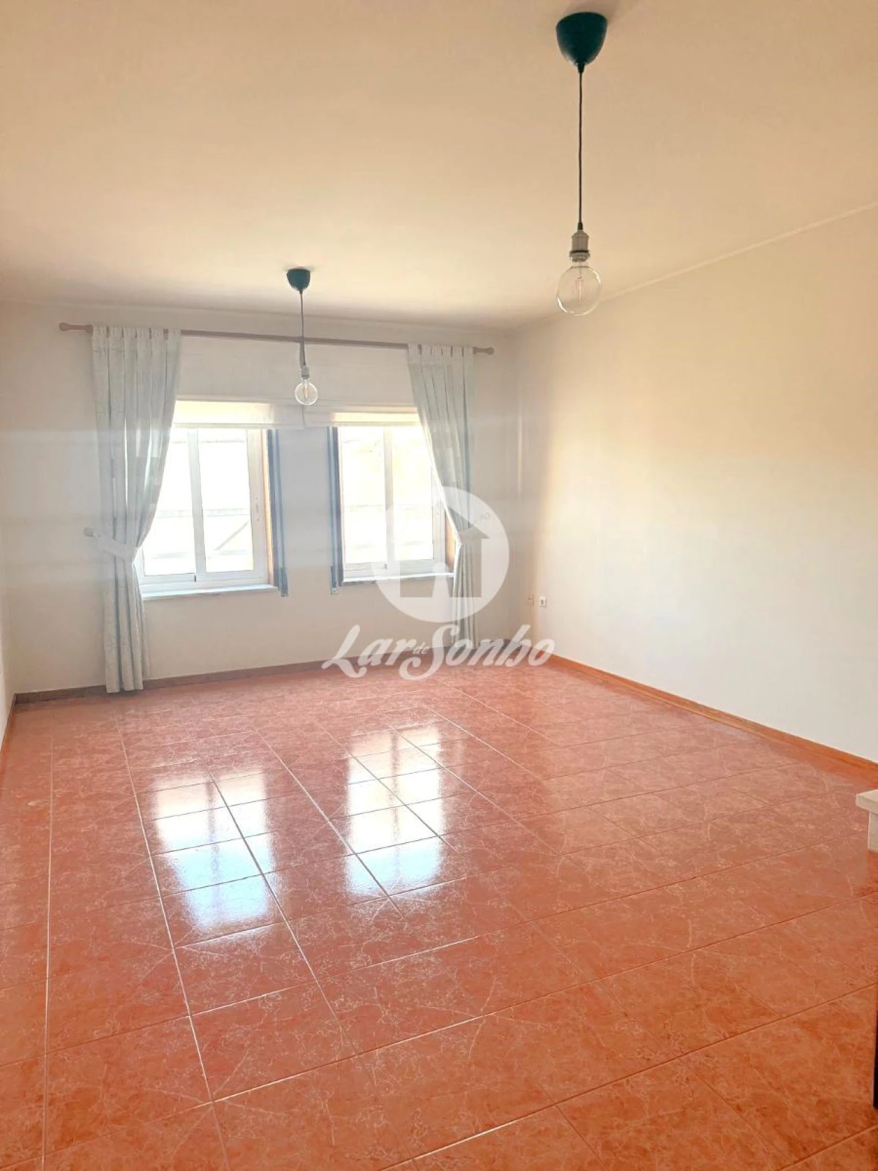 Apartamento T3 para Venda em Forjães Foto 6
