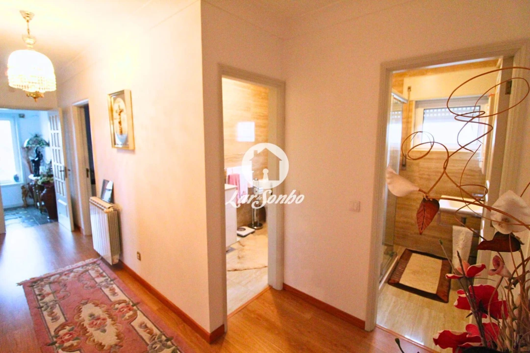 Moradia T6 para Venda em Milhazes, Vilar de Figos e Faria Foto 4