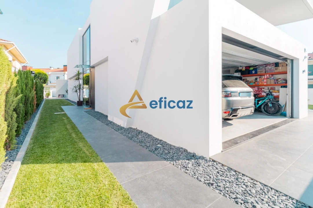 Moradia T4 para Venda em Vila Nova da Telha Foto 26