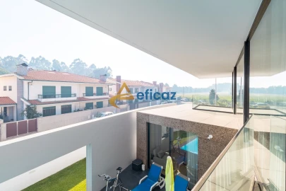 Moradia T4 para Venda em Vila Nova da Telha
