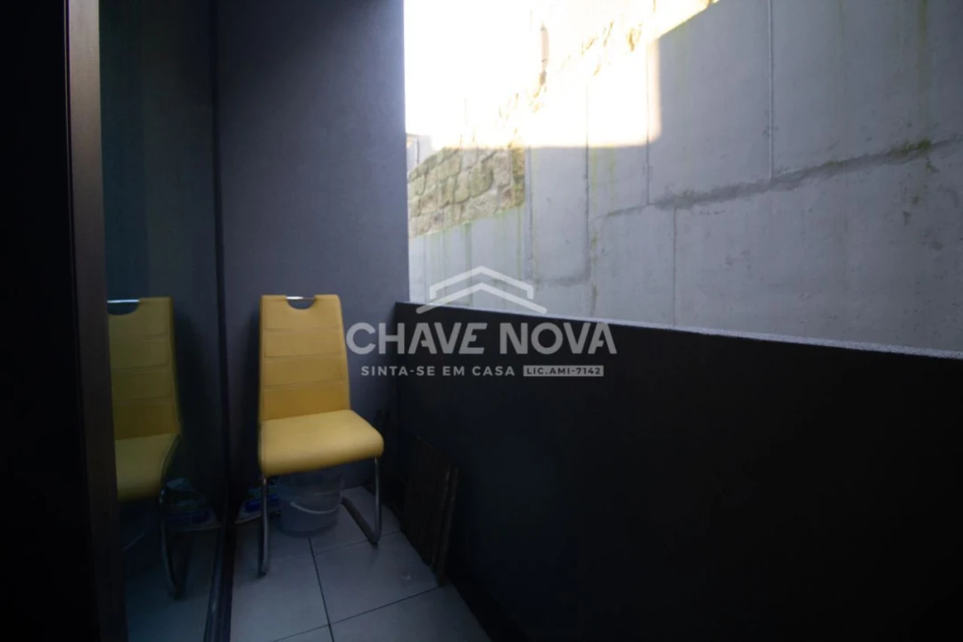 Apartamento T1 para Arrendamento em Paranhos Foto 6