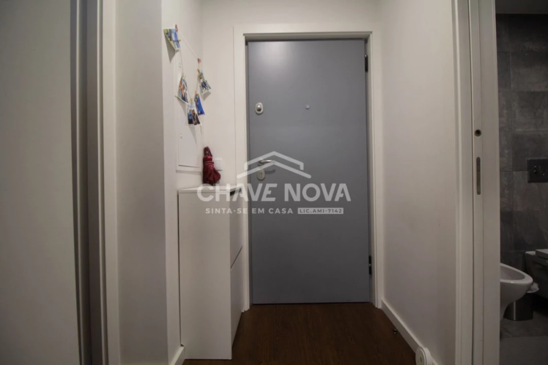 Apartamento T1 para Arrendamento em Paranhos Foto 14