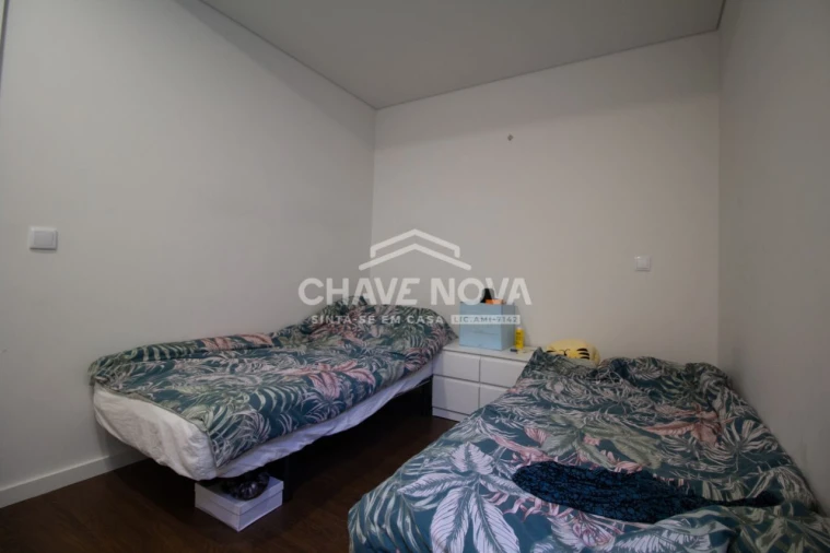 Apartamento T1 para Arrendamento em Paranhos Foto 7