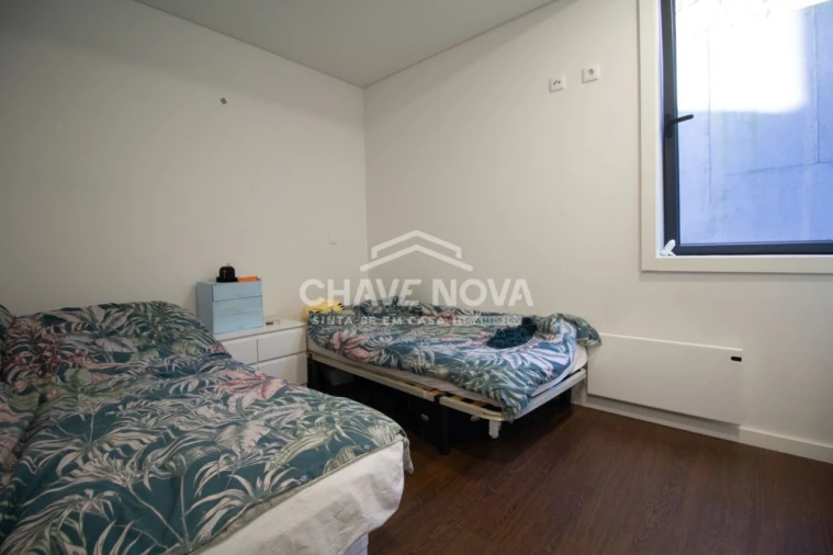 Apartamento T1 para Arrendamento em Paranhos Foto 9