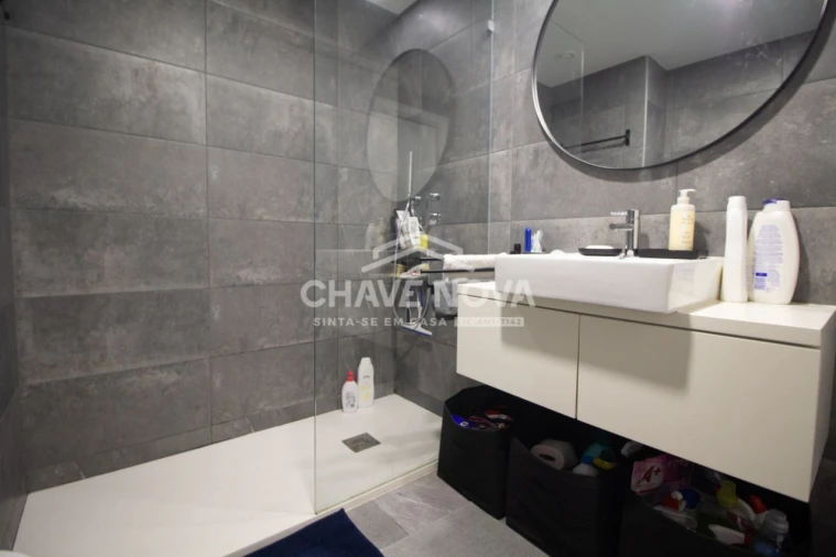 Apartamento T1 para Arrendamento em Paranhos Foto 11