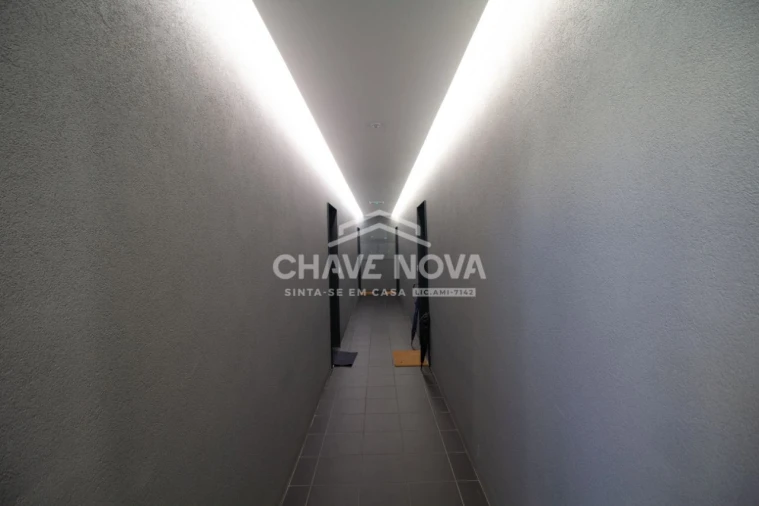 Apartamento T1 para Arrendamento em Paranhos Foto 15