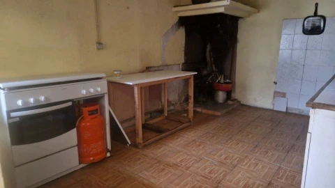 Moradia T5 para Venda em Vacariça