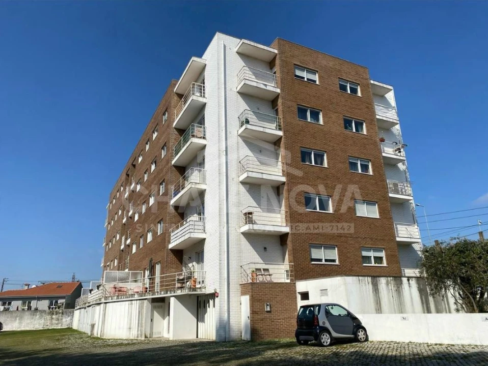 Apartamento T2 para Venda em Ermesinde Foto 1