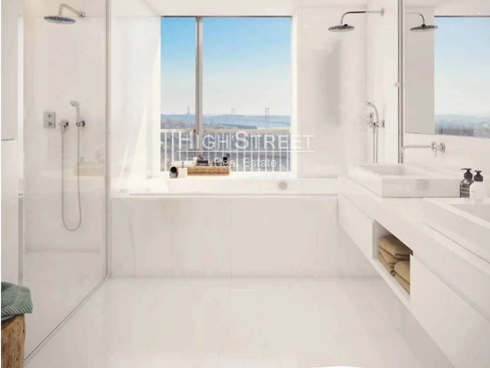 Apartamento T2 para Venda em Campolide Foto 5