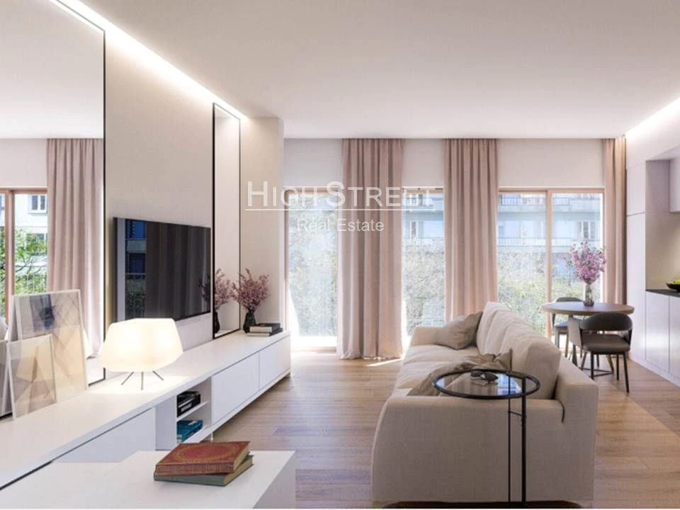 Apartamento T1 para Venda em Avenidas Novas Foto 1