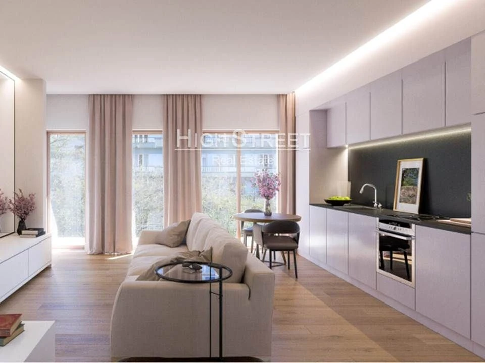 Apartamento T1 para Venda em Avenidas Novas Foto 2