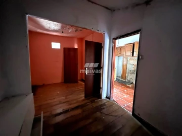 Moradia T2 para Venda em Merelim (São Paio), Panoias e Parada de Tibães