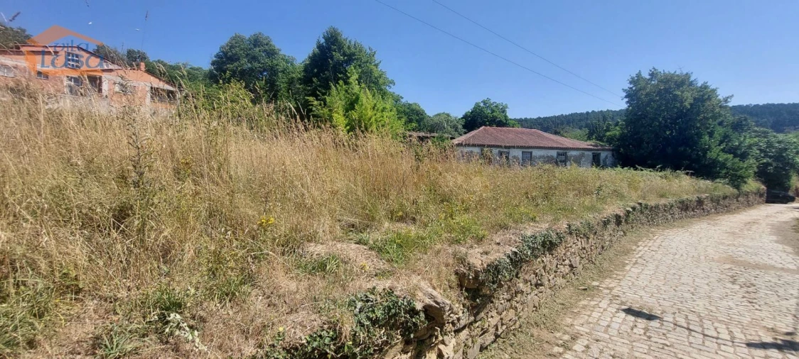 Moradia T5 para Venda em Vilar de Ossos Foto 6