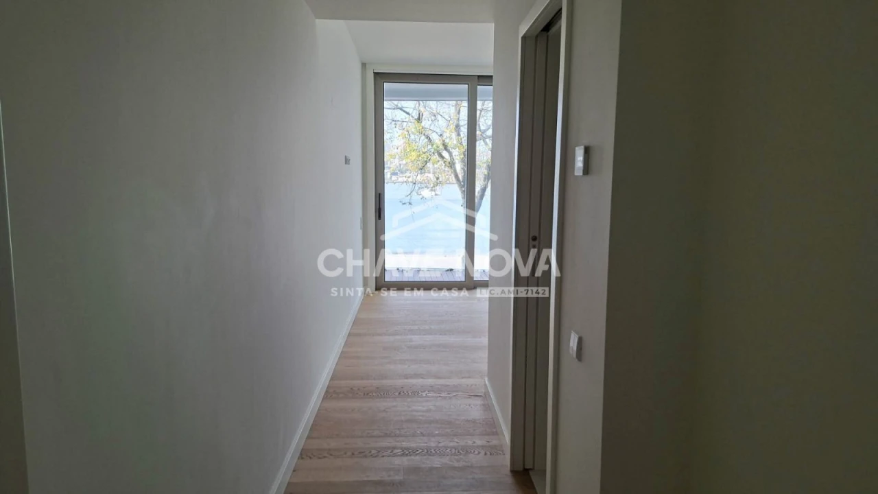 Apartamento T1 para Arrendamento em Canidelo Foto 11