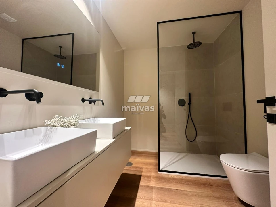 Apartamento T2 para Venda em Vila Verde e Barbudo Foto 10