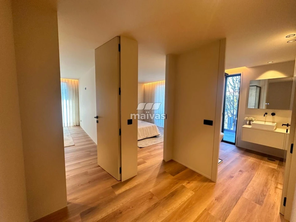 Apartamento T2 para Venda em Vila Verde e Barbudo Foto 14