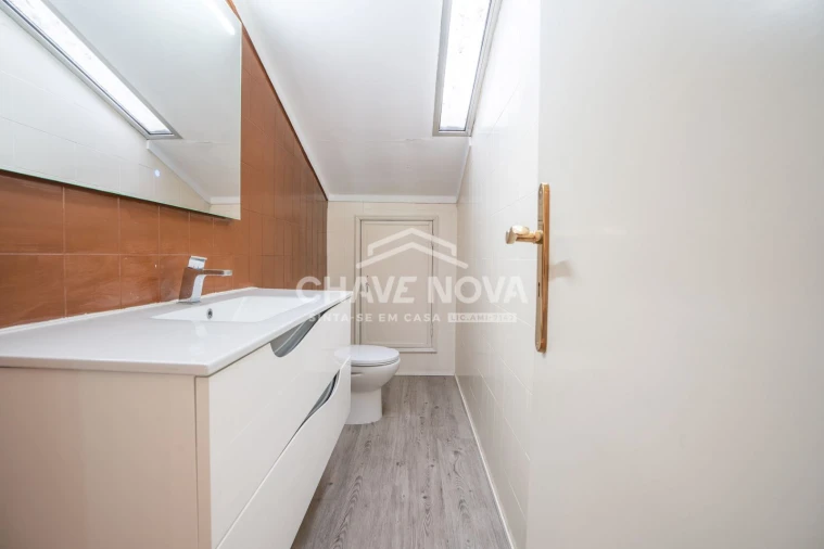 Moradia T4 para Venda em Merelim (São Paio), Panoias e Parada de Tibães Foto 12