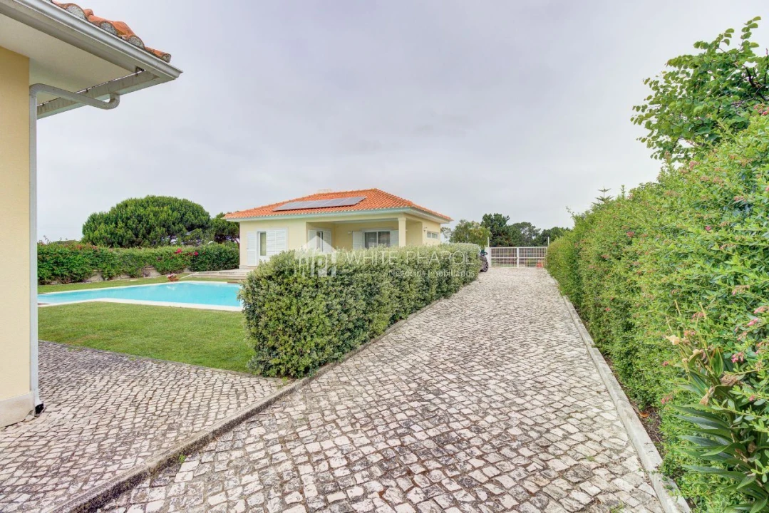 Moradia T4 para Venda em Sesimbra (Castelo) Foto 4