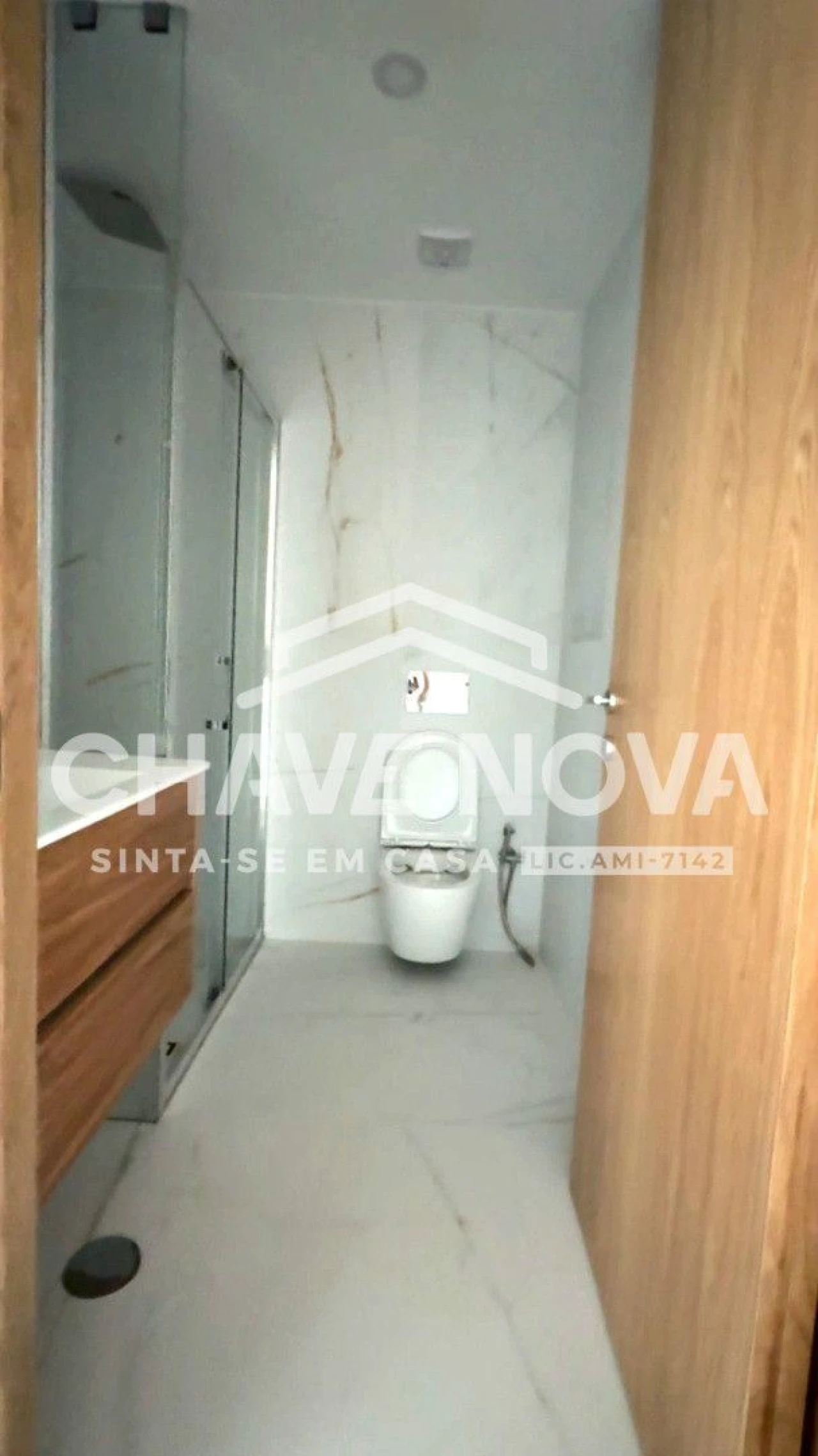 Apartamento T1 para Arrendamento em Ramalde Foto 7