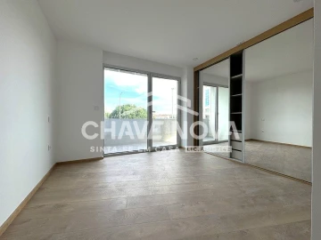 Apartamento T1 para Arrendamento em Ramalde