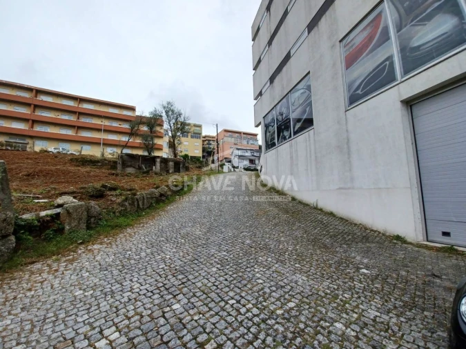 Negócio para Venda em Penafiel