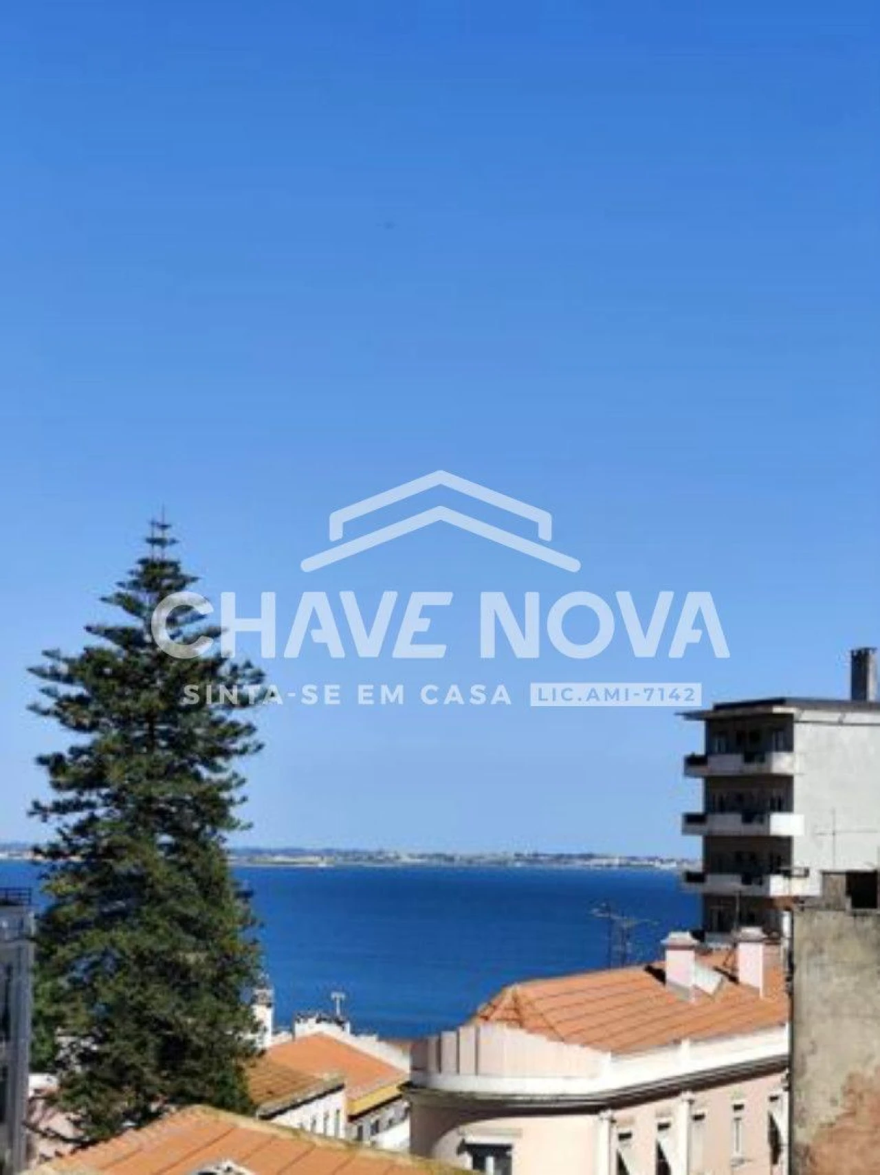 Apartamento T2 para Venda em São Vicente Foto 1