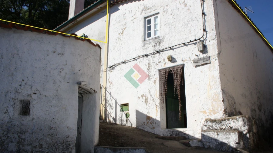 Moradia T2 para Venda em Santa Maria de Marvão