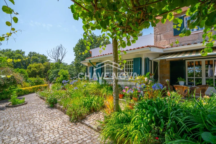 Moradia T4 para Venda em Castêlo da Maia Foto 4