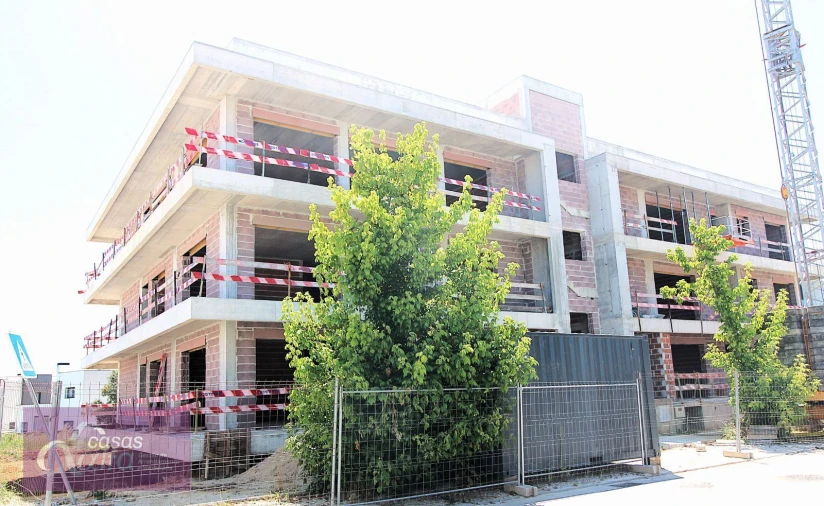 Apartamento T3 para Venda em Parceiros e Azoia Foto 15
