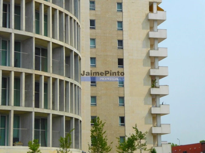 Apartamento T2 para Venda em Paranhos Foto 4