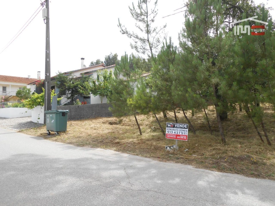 Terreno para Venda em Alqueidão da Serra Foto 14