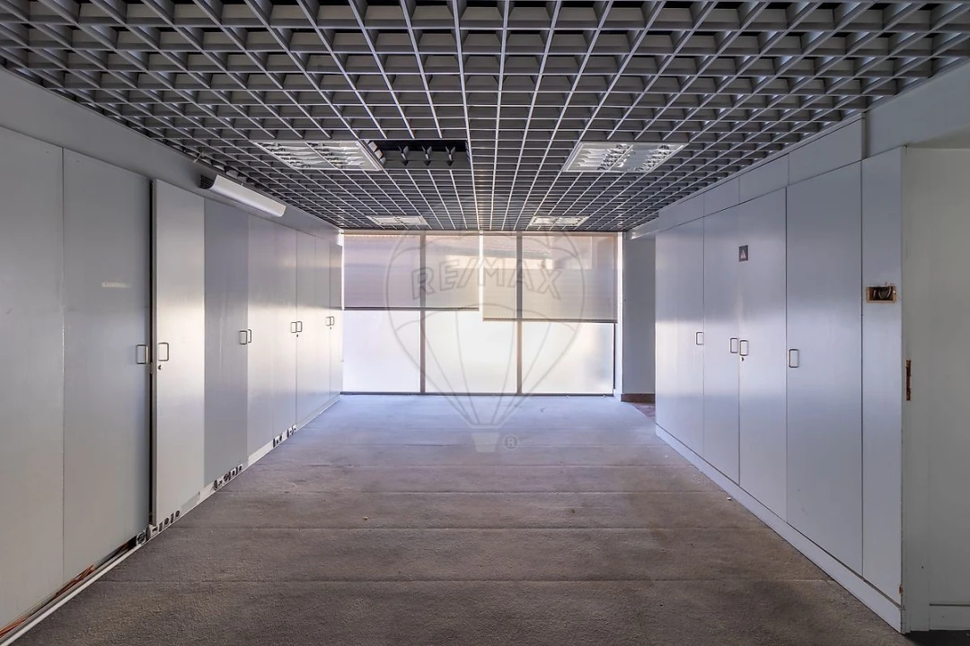 Loja para Venda em Santo Antonio dos Olivais Foto 15