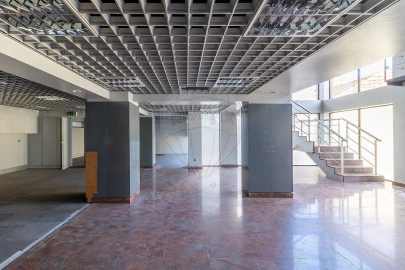 Loja para Venda em Santo Antonio dos Olivais