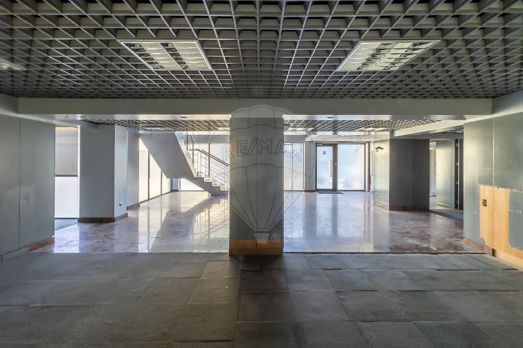 Loja para Venda em Santo Antonio dos Olivais Foto 11