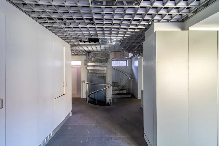 Loja para Venda em Santo Antonio dos Olivais Foto 13