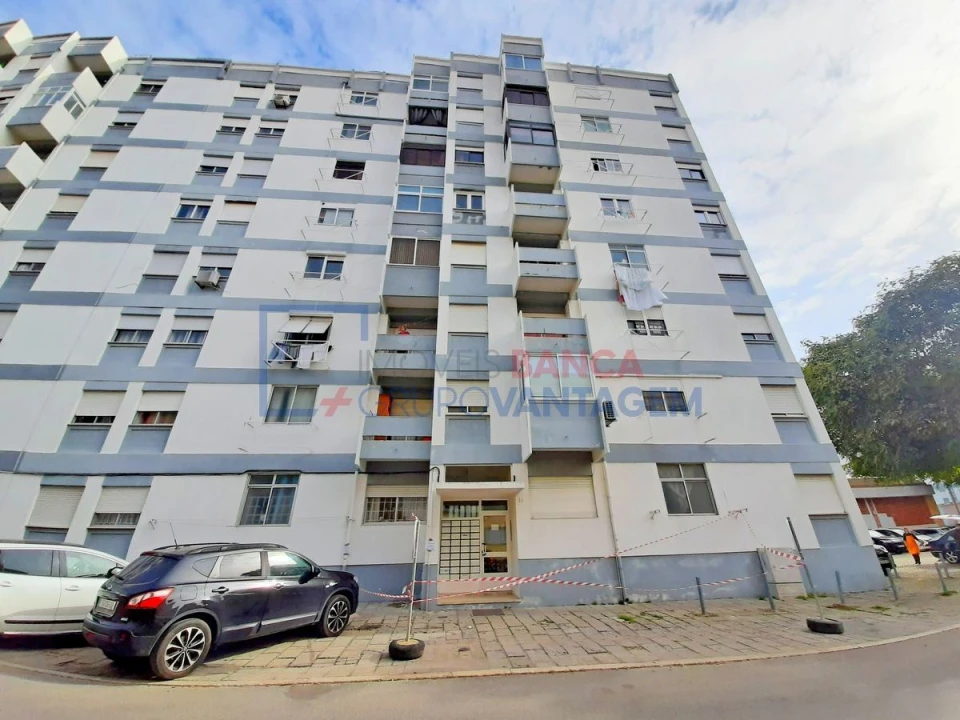 Apartamento T2 para Venda em Moita Foto 18