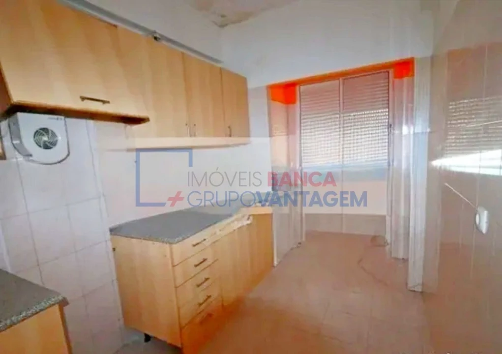 Apartamento T2 para Venda em Moita Foto 8
