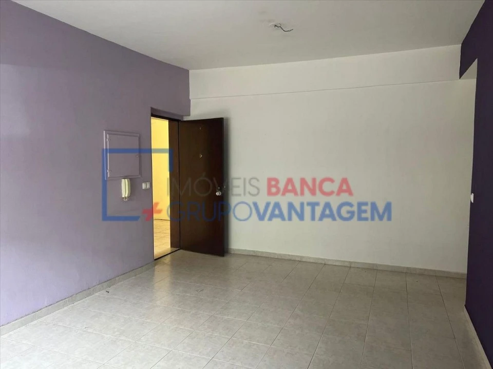 Apartamento T2 para Venda em Moita Foto 5