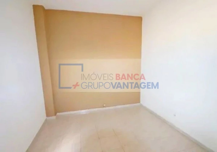 Apartamento T2 para Venda em Moita Foto 13