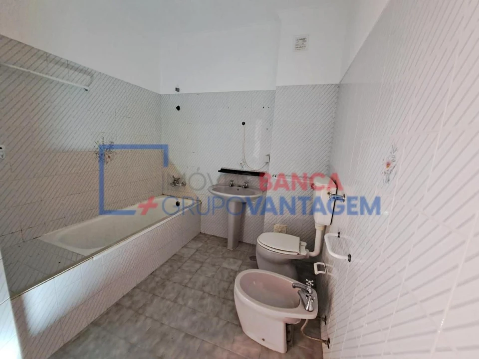 Apartamento T2 para Venda em Seixal, Arrentela e Aldeia de Paio Pires Foto 9