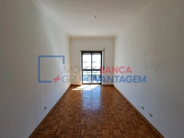 Apartamento T2 para Venda em Seixal, Arrentela e Aldeia de Paio Pires