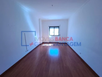 Apartamento T2 para Venda em Seixal, Arrentela e Aldeia de Paio Pires
