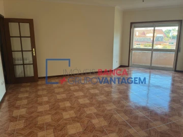 Apartamento T3 para Venda em Sandim, Olival, Lever e Crestuma
