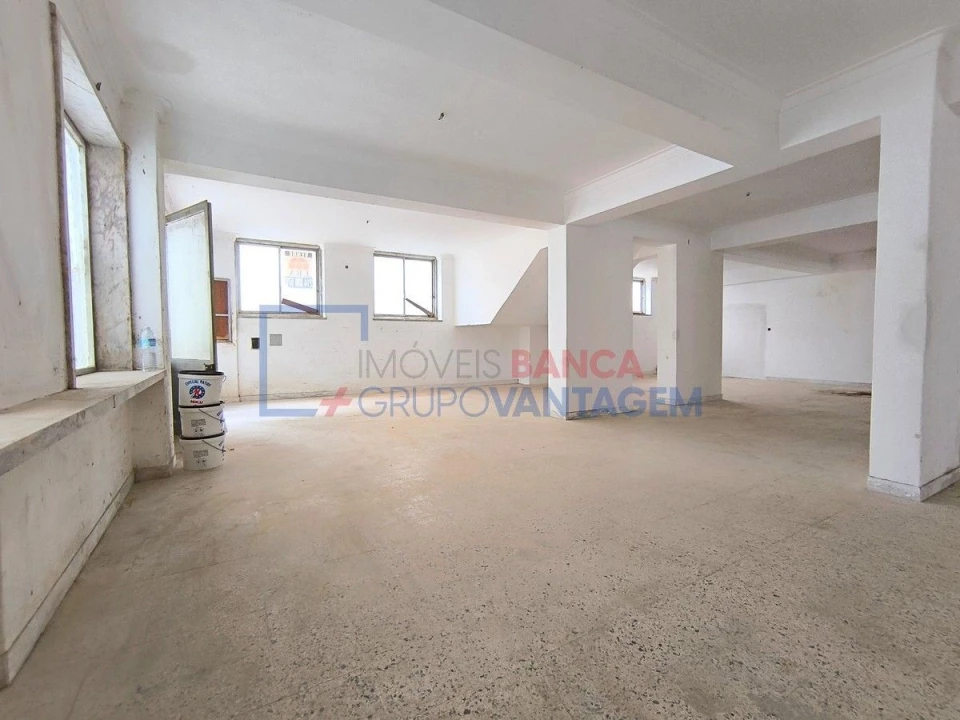 Loja para Venda em Agualva e Mira-Sintra Foto 18