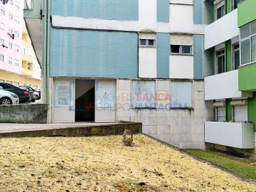 Loja para Venda em Agualva e Mira-Sintra